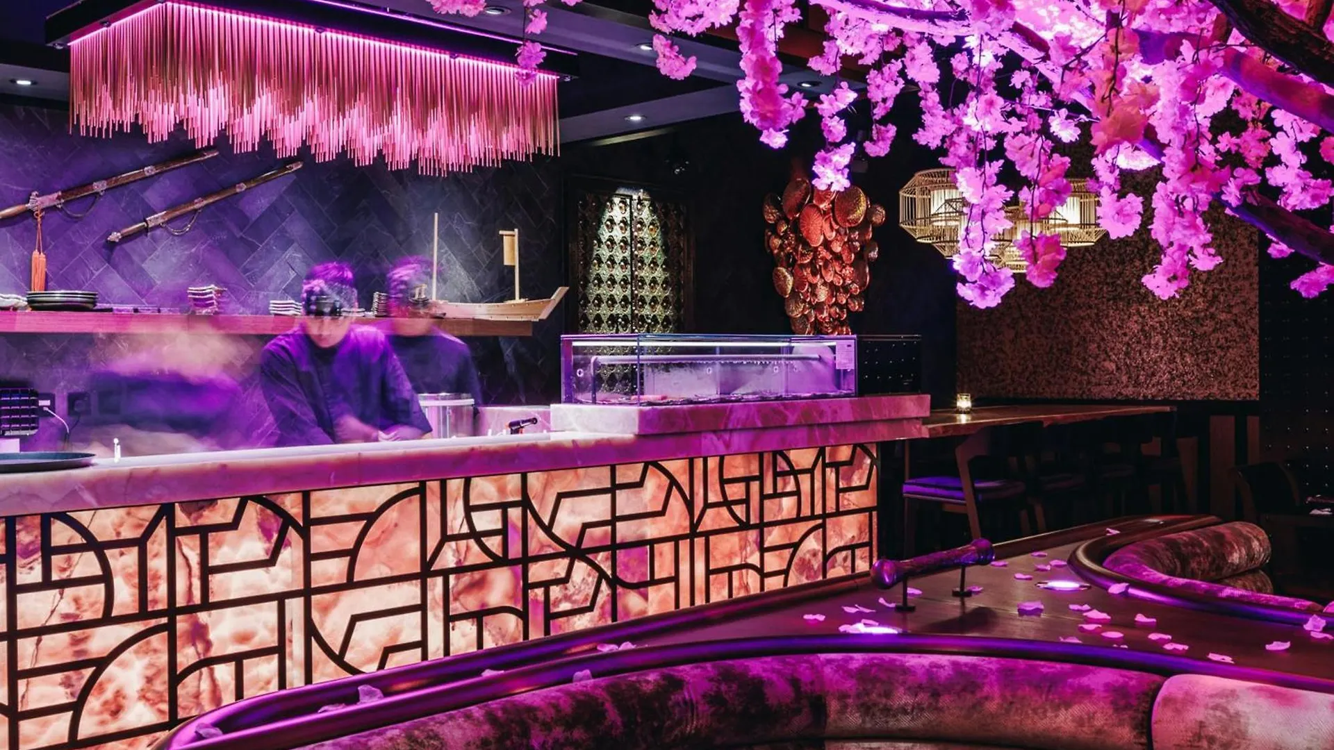 Renaissance Business Bay Hotel, Dubai 5*,